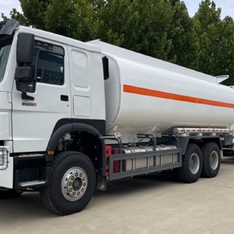 3 Axle Oil Tanker Trailer